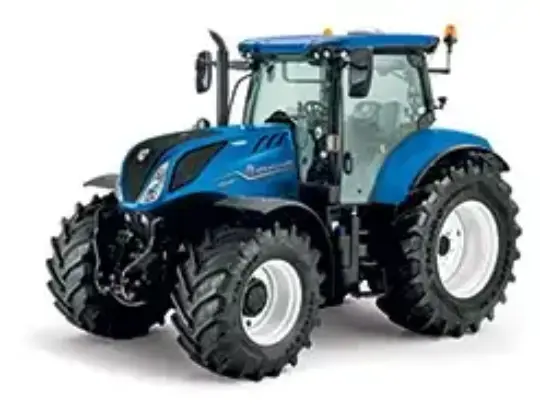 En blå New Holland T7.165 S Classic traktor med hvite felger på hvit bakgrunn.