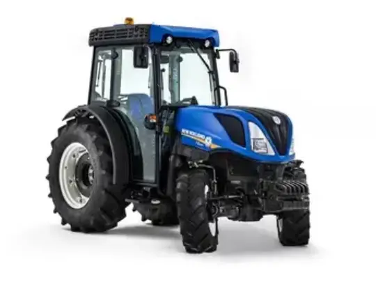 Blå New Holland T4.110N traktor spesialisert for smale rader, vist på hvit bakgrunn.