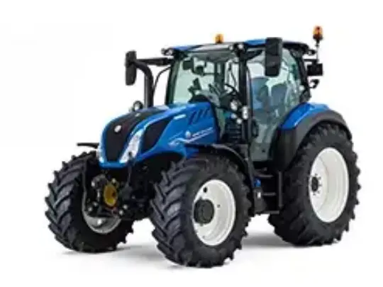 Blå New Holland T5.120 Dynamic Command traktor sett fra siden på hvit bakgrunn.