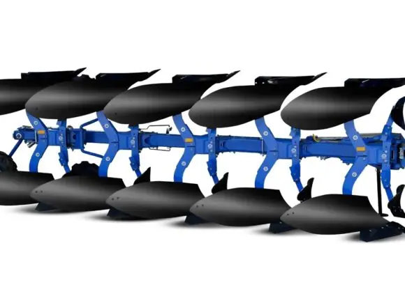 Överum Vari-Flex CXP femskjærs vendeplog sett fra siden