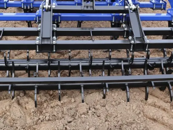 Dobbel fingervalse montert bak på DALBO Subsoiler Xtreme