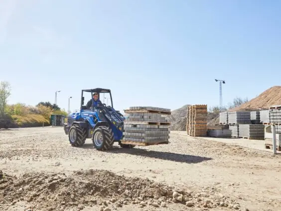 MultiOne 6.3SD minilaster i arbeid