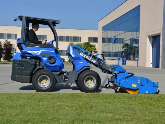MultiOne 7.3SD minilaster i arbeid