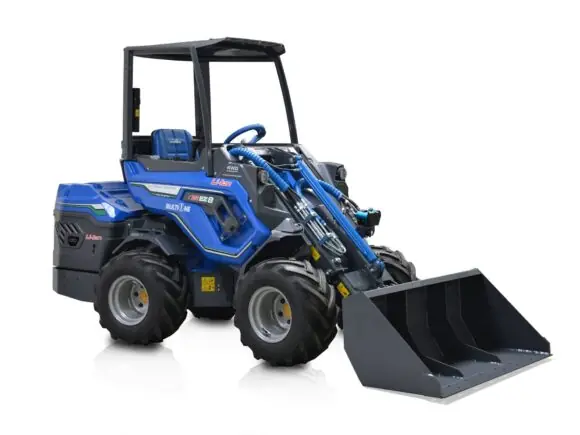 MultiOne EZ8 elektrisk minilaster i arbeid