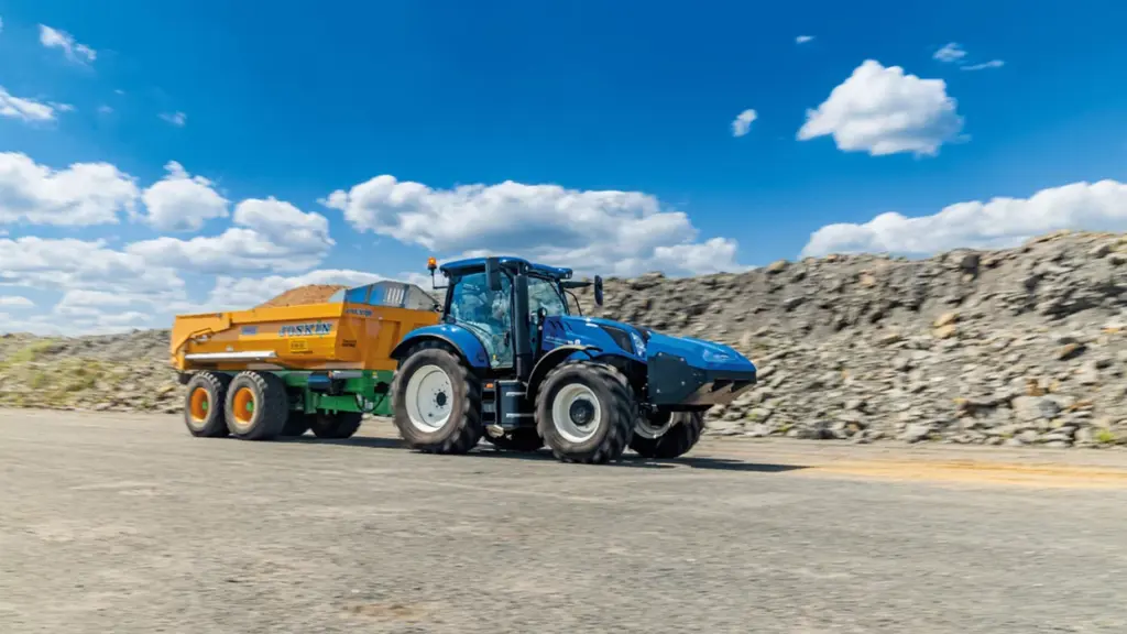 Understell og drivverk på New Holland T6 Methane Power