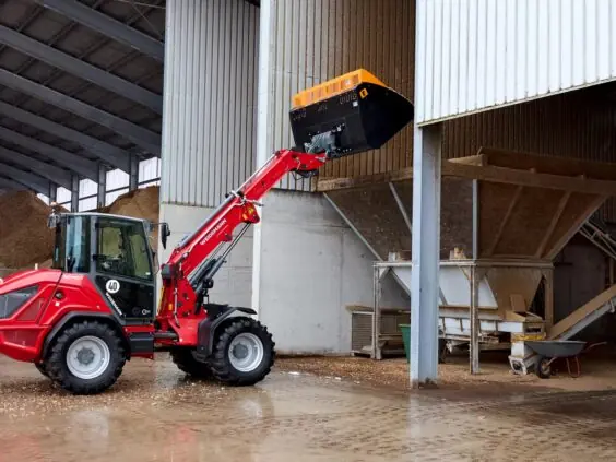 Weidemann 3090T teleskopisk hjullaster i arbeid